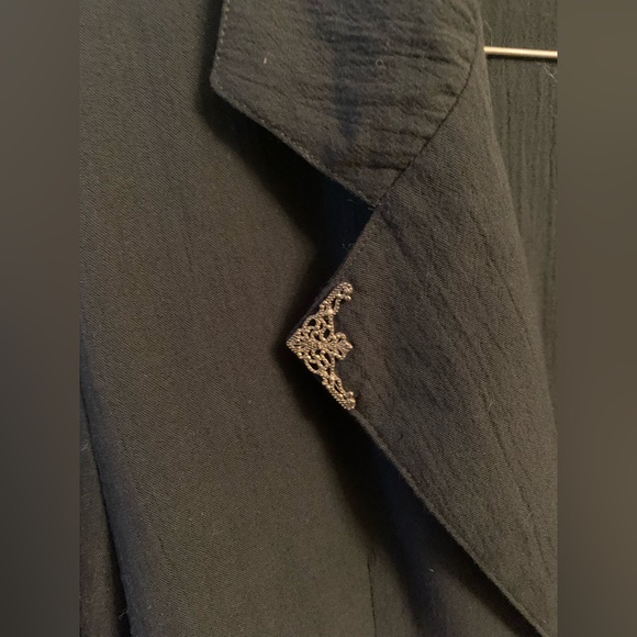 Vintage Women’s Blazer Over Shirt - Picture 3 of 3